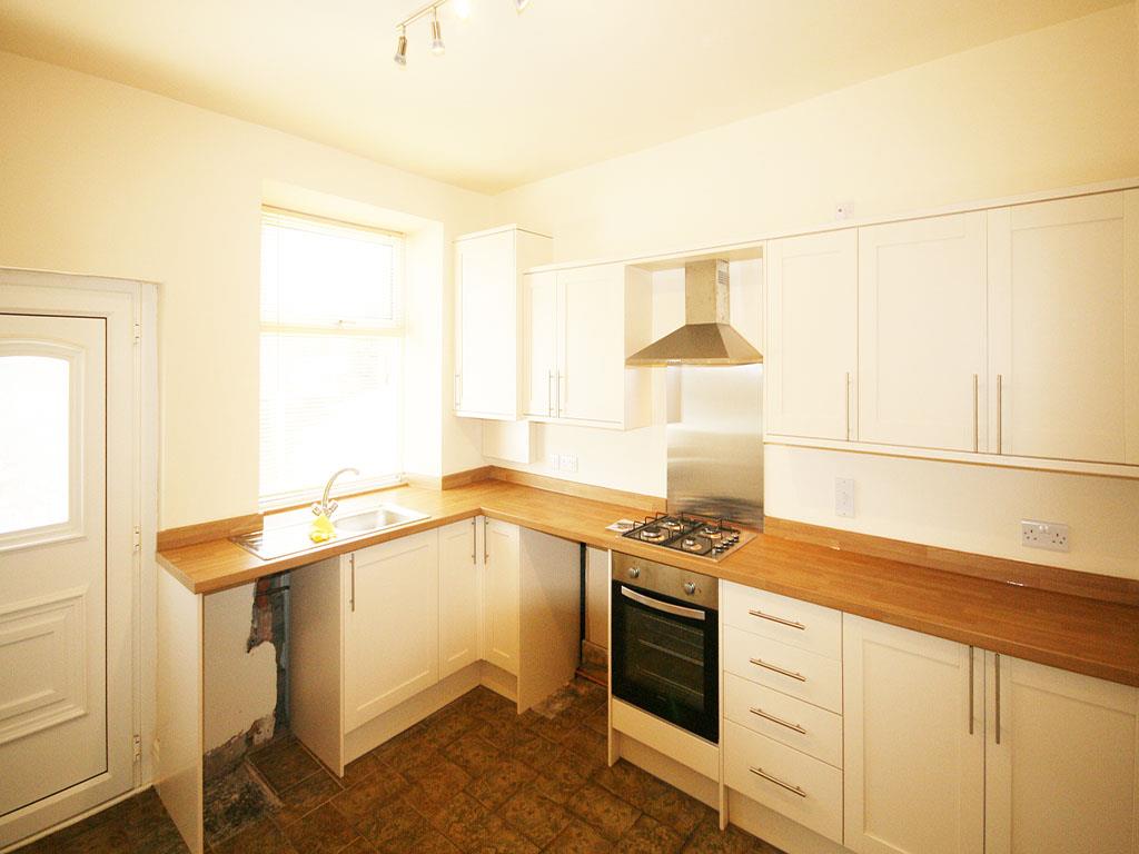 2 bedroom terraced house To Let in Barnoldswick - IMG_1199.jpg